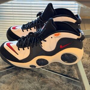 Size 10.5 - Nike Air Zoom Flight 95 Hoops